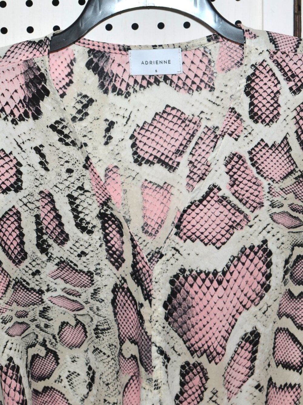 Adrienne Pink & Gray Snake Print V-Neck Front Tie Blouse Kimono Style Sleeves - Picture 3 of 11